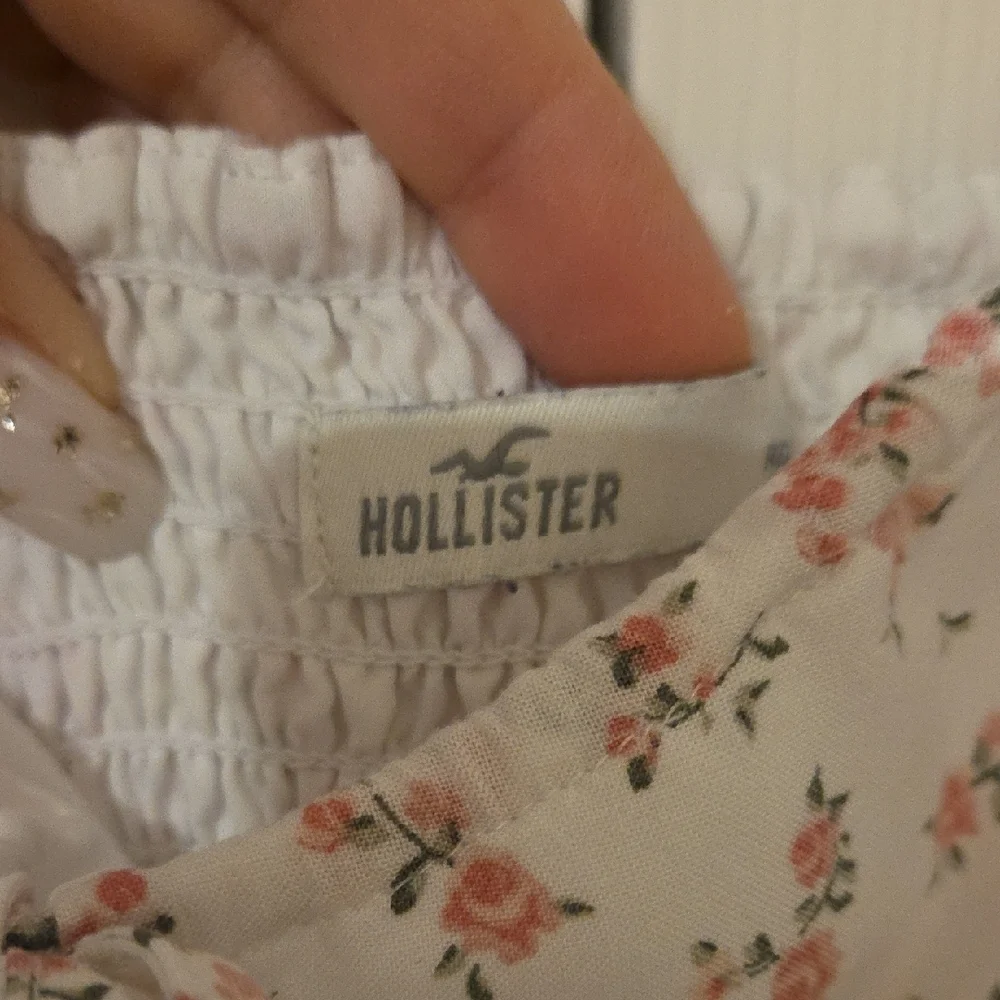 Hollister White and Pink Floral Maxi Dress - Picture 2 of 7